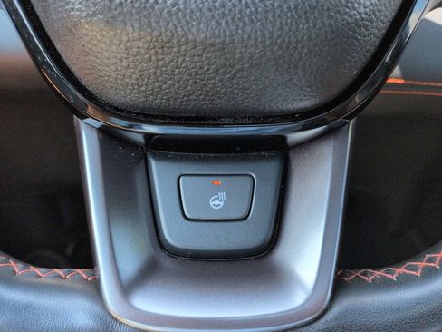 Used 2025 Honda Pilot TrailSport image 20
