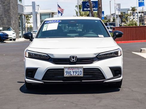 Used 2023 Honda Civic Sport image 2