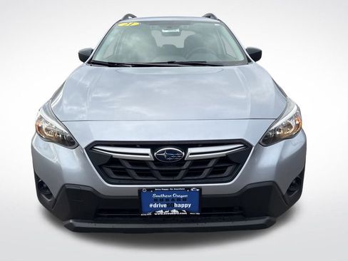 Used 2021 Subaru Crosstrek 2.0i image 2