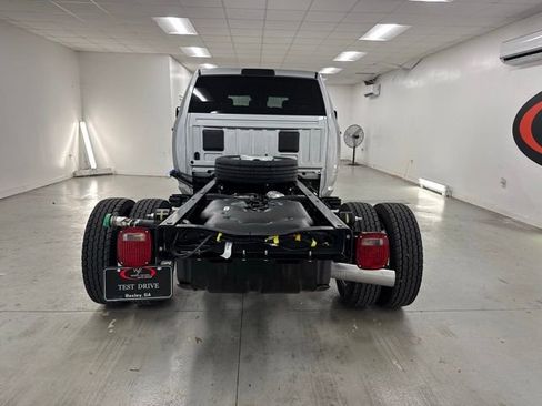 New 2026 RAM 5500 Tradesman w/ Chrome Appearance Group image 6