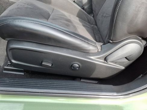 Used 2022 Dodge Challenger GT w/ Plus Package image 4