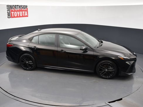 Used 2025 Toyota Camry SE FWD image 21