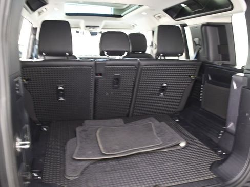 Used 2024 Land Rover Defender 110 S AWD/4WD image 15