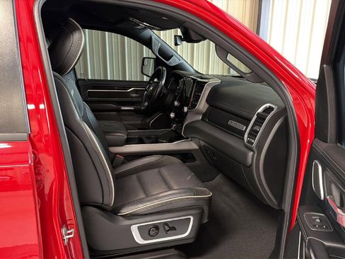 Used 2021 RAM 1500 Laramie image 10
