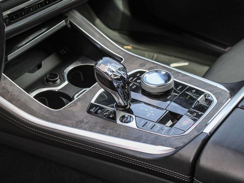 Used 2021 BMW X5 xDrive45e w/ M Sport Package AWD/4WD image 18