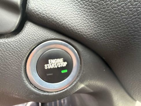 Certified 2018 Chevrolet Equinox LT AWD/4WD image 16