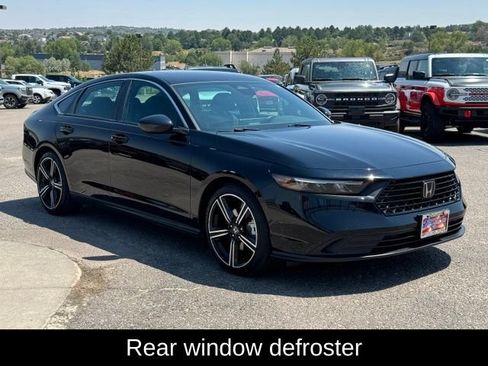 Used 2023 Honda Accord Sport image 9