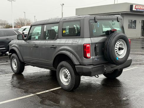 New 2025 Ford Bronco 4-Door image 3