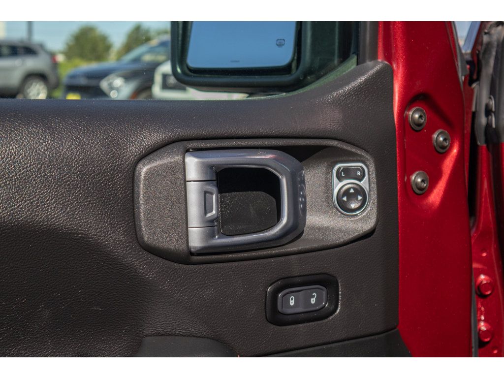 Used 2021 Jeep Gladiator Mojave AWD/4WD image 19