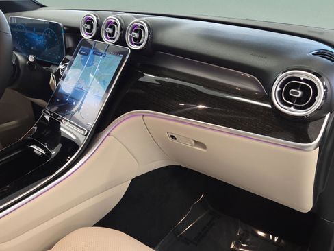New 2026 Mercedes-Benz GLC 300 4MATIC image 28