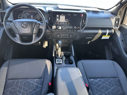 New 2026 Nissan Frontier SV AWD/4WD image 9