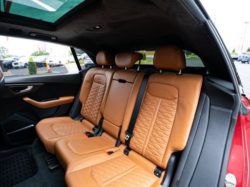 Used 2022 Audi RS Q8 w/ Carbon Optic Package AWD/4WD image 49