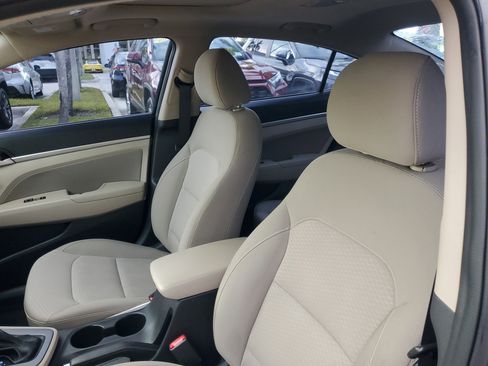 Used 2020 Hyundai Elantra Value Edition image 17