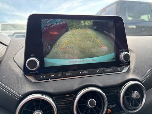 Used 2025 Nissan Sentra SV image 14