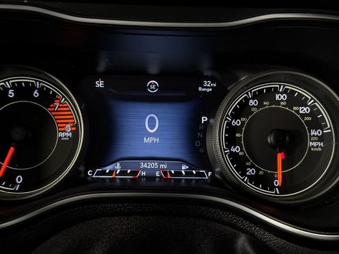 Certified 2022 Jeep Cherokee Trailhawk image 19