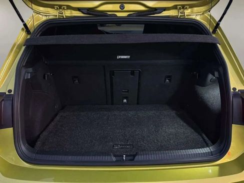 Used 2022 Volkswagen GTI Autobahn image 21