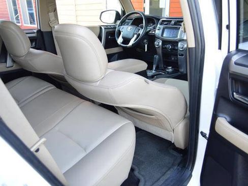 Used 2014 Toyota 4Runner SR5 Premium AWD/4WD image 30