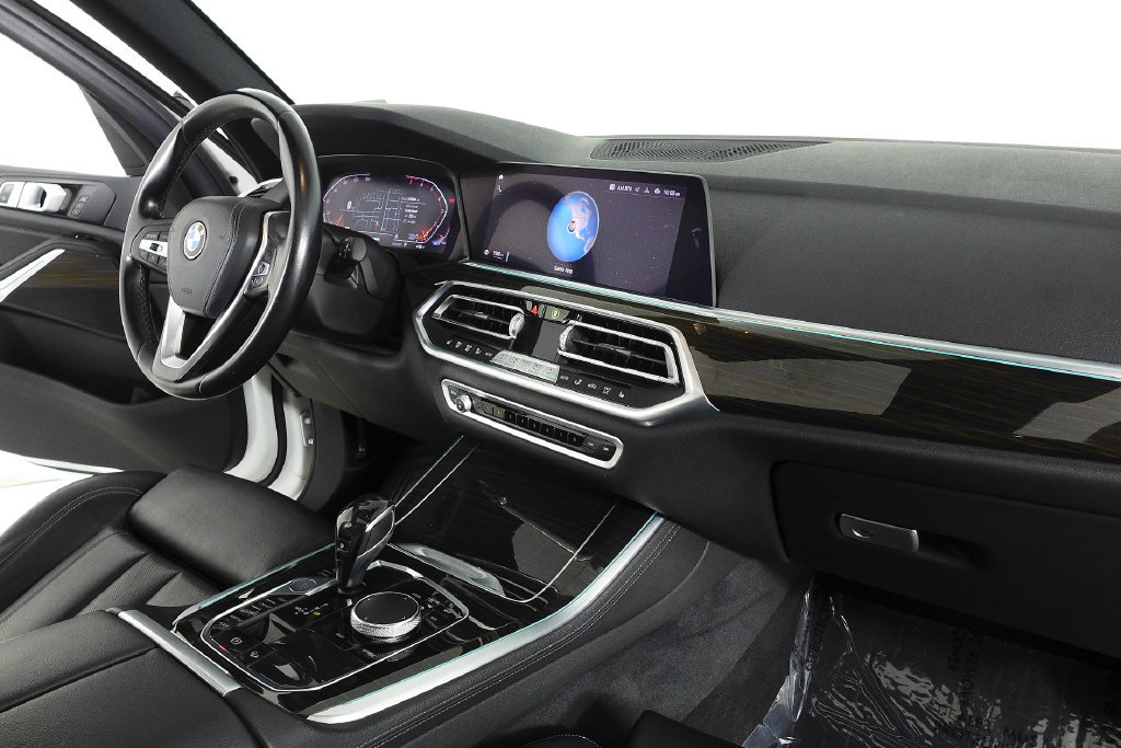 Used 2019 BMW X5 xDrive40i w/ Parking Assistance Package AWD/4WD image 13