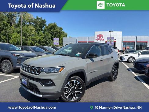 Used 2023 Jeep Compass Limited AWD/4WD image 1