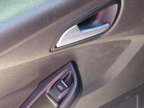 Used 2018 Ford Focus ST FWD image 30