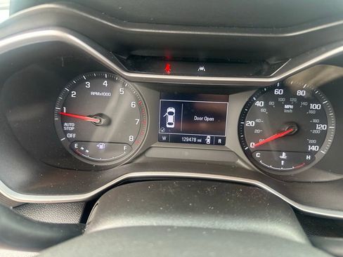 Used 2021 Chevrolet TrailBlazer LS image 29