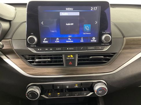 Used 2024 Nissan Altima 2.5 SV image 20