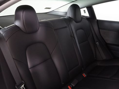 Used 2023 Tesla Model 3 Standard Range RWD image 37