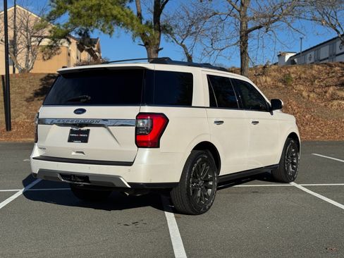 Used 2019 Ford Expedition Limited w/ Equipment Group 301A image 12