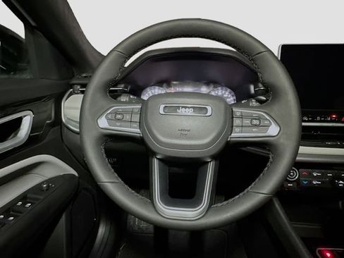 New 2026 Jeep Compass Limited image 7