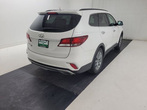 Used 2019 Hyundai Santa Fe XL SE w/ SE Premium Package 02 FWD image 9
