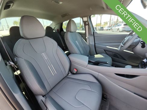 Used 2025 Hyundai Elantra Sport FWD image 18