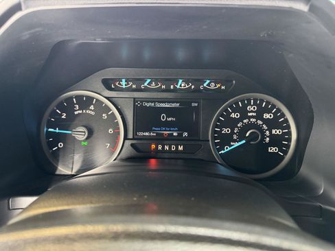 Used 2020 Ford F150 XLT w/ Equipment Group 302A Luxury AWD/4WD image 3