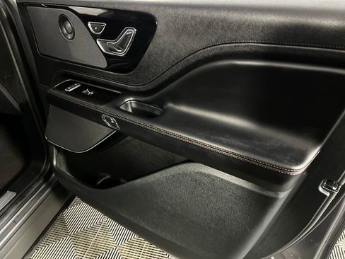 Used 2024 Lincoln Aviator Reserve image 35