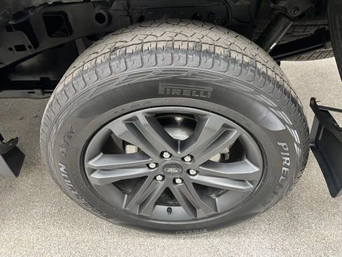 Used 2023 Ford F150 Lariat w/ Equipment Group 502A High image 19