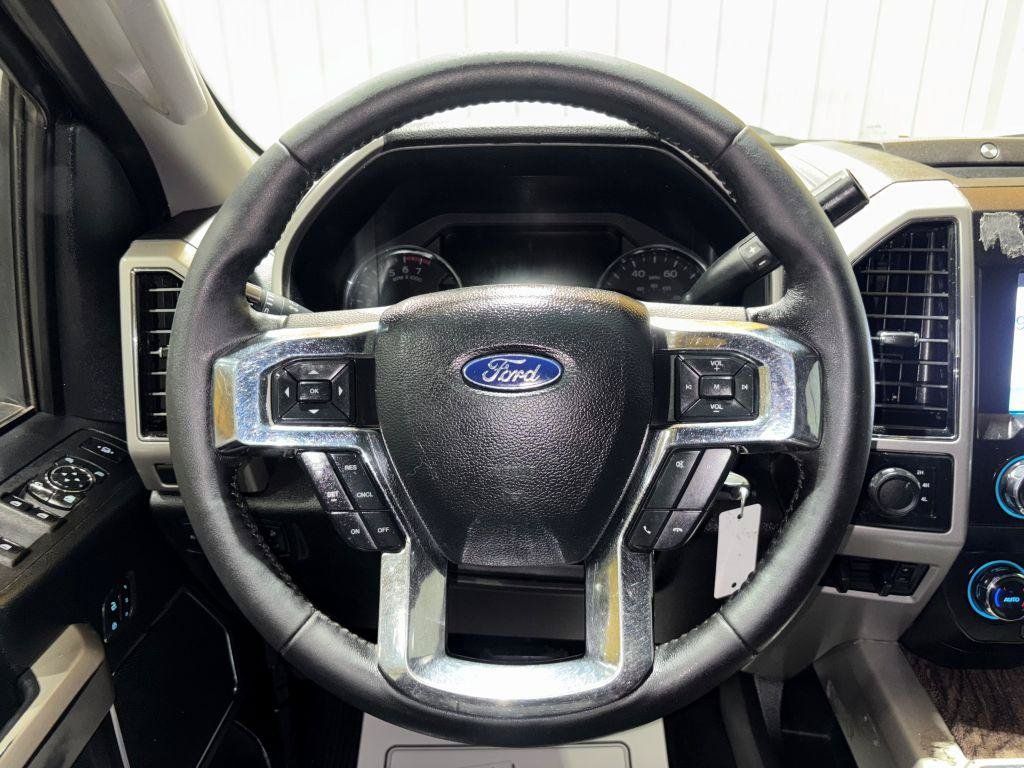 Used 2019 Ford F350 Lariat w/ Lariat Value Package AWD/4WD image 18