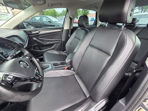Used 2019 Volkswagen Jetta SE FWD image 10
