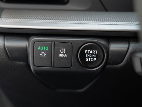 Certified 2025 Porsche 911 Carrera S RWD image 27