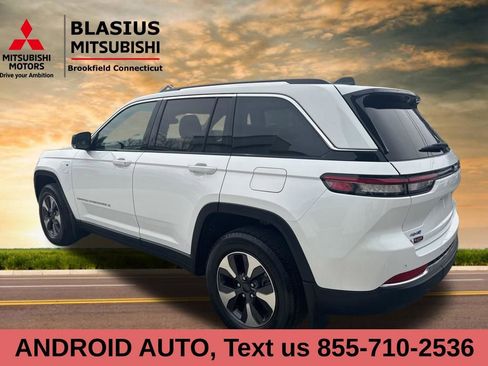 Used 2022 Jeep Grand Cherokee Limited 4xe w/ MOPAR Finishing Package image 13