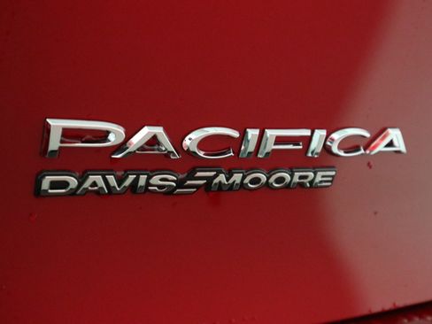 New 2026 Chrysler Pacifica Select image 37