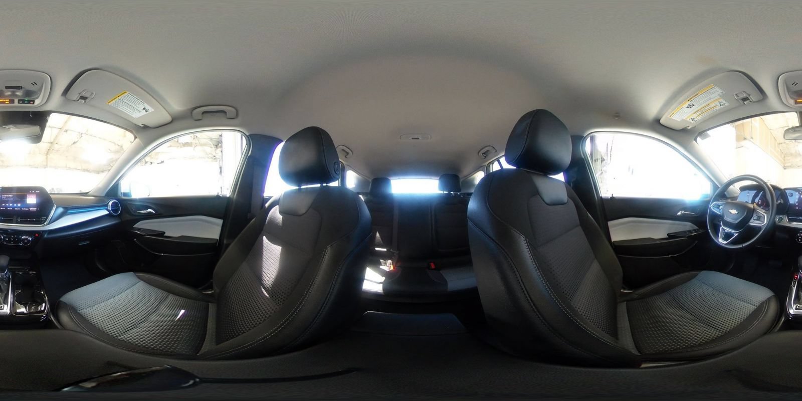 Used 2025 Chevrolet Trax LT w/ LT Convenience Package FWD image 40