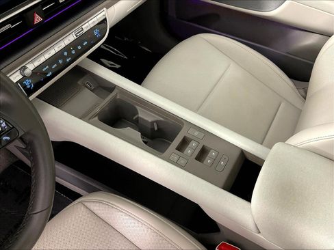 Certified 2025 Hyundai Ioniq 6 Limited AWD/4WD image 18
