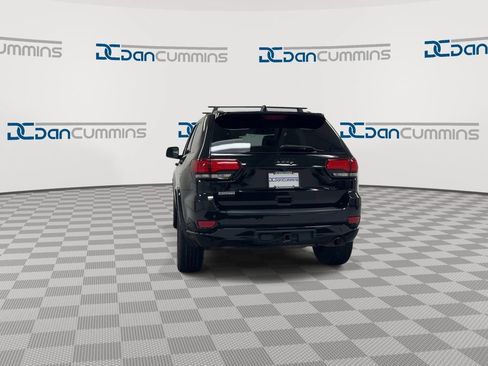 Used 2019 Jeep Grand Cherokee Altitude AWD/4WD image 7