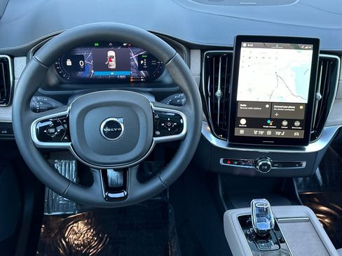 New 2026 Volvo XC90 T8 Plus w/ Protection Package Premier image 16