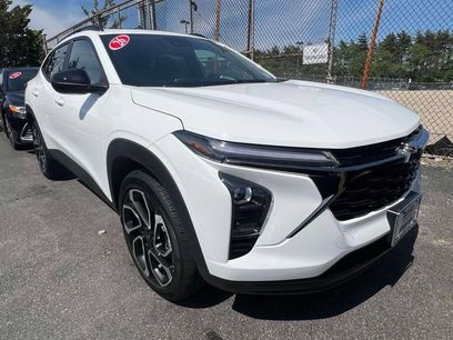 Used 2026 Chevrolet Trax RS w/ Sunroof Package