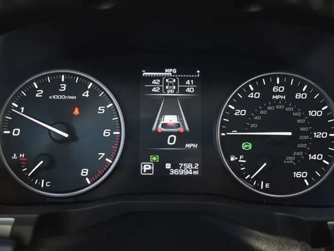 Used 2024 Subaru Ascent Limited AWD/4WD image 17