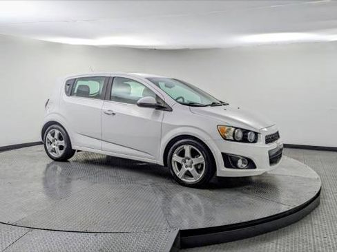 Used 2016 Chevrolet Sonic LTZ image 10