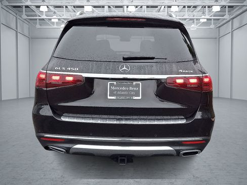 Certified 2025 Mercedes-Benz GLS 450 4MATIC image 6