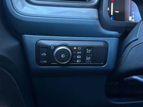 New 2026 Ford Maverick Lobo AWD/4WD image 25