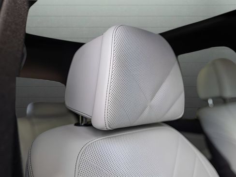 Used 2023 BMW X5 M50i w/ Executive Package AWD/4WD image 79
