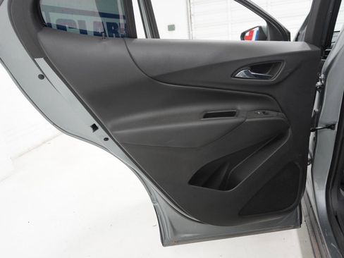 Used 2024 Chevrolet Equinox LT FWD image 36